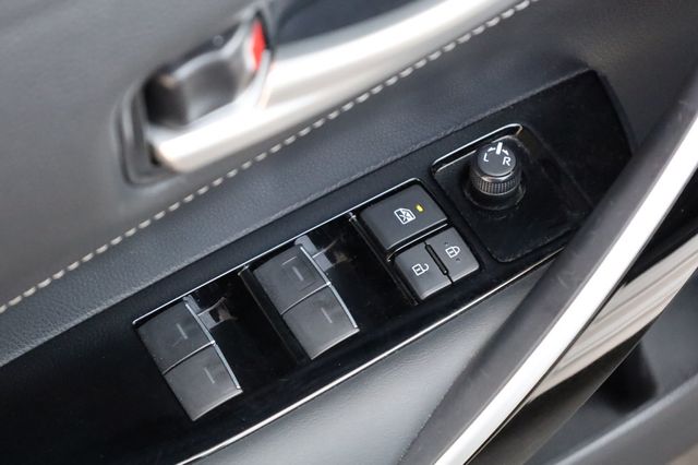 2023 Toyota Corolla Hatchback XSE CVT - 22976739 - 31