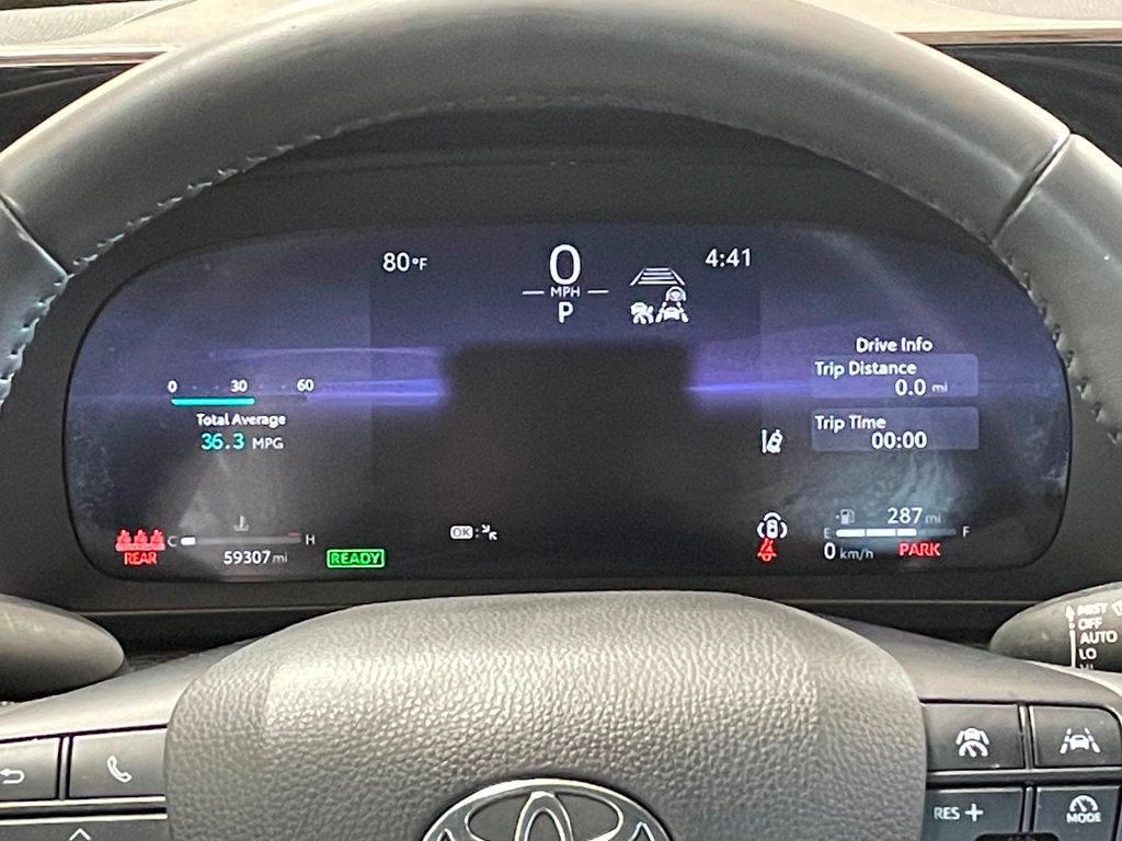 2023 Toyota Crown Limited AWD - 22936197 - 24