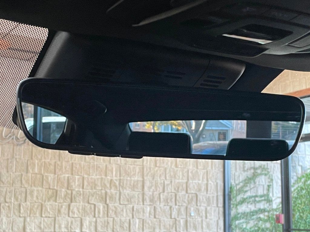 2023 Toyota Crown Limited AWD - 22936197 - 31