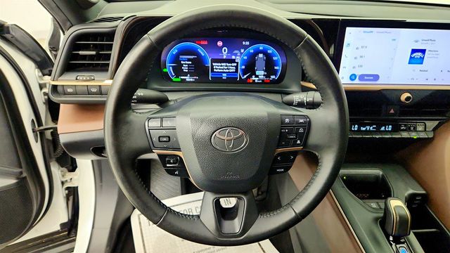 2023 Toyota Crown Limited AWD - 23026404 - 13