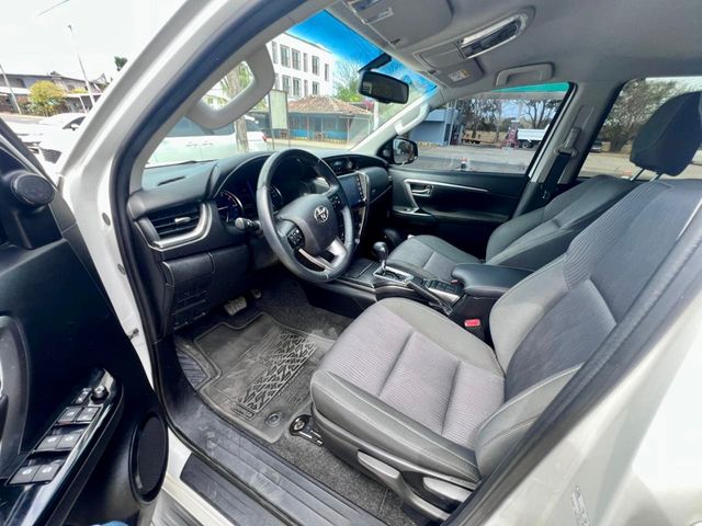 2023 Toyota Fortuner SVR 2.8 Turbo Diesel Un solo dueno y extras - 23008098 - 9