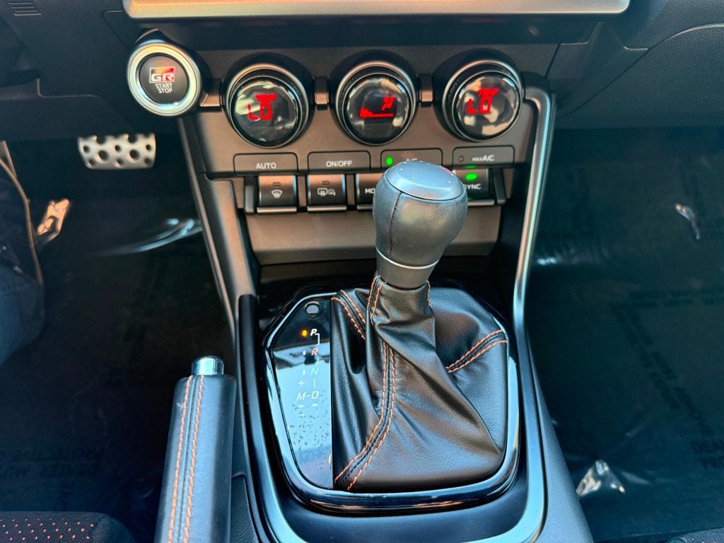 2023 Toyota GR86 10th Anniversary Special Edition Automatic - 22948272 - 15