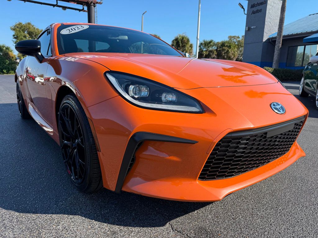 2023 Toyota GR86 Special Edition photo 3