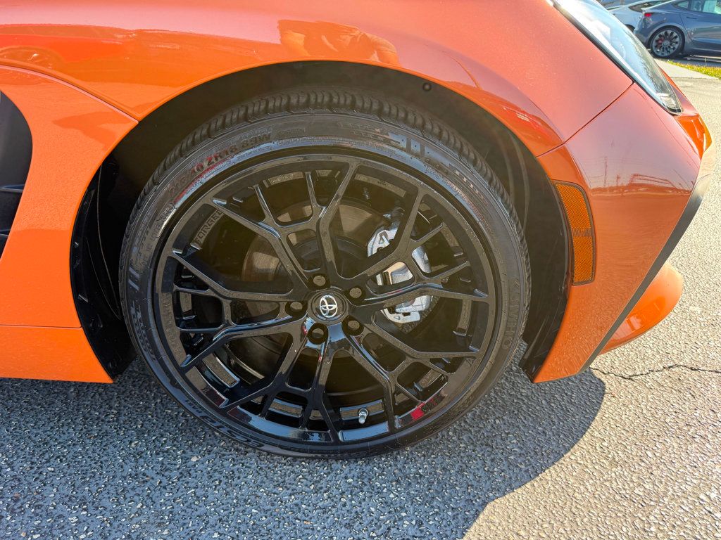 2023 Toyota GR86 10th Anniversary Special Edition Automatic - 22948272 - 29