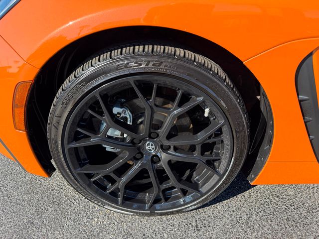 2023 Toyota GR86 10th Anniversary Special Edition Automatic - 22948272 - 32