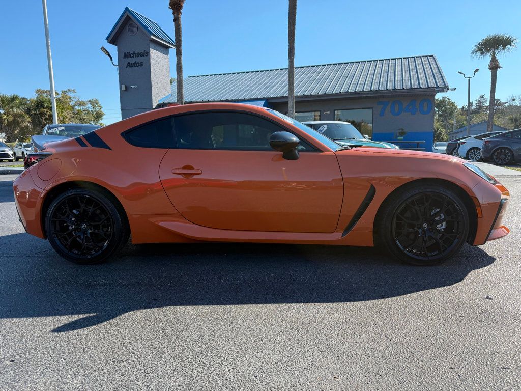 2023 Toyota GR86 Special Edition photo 4