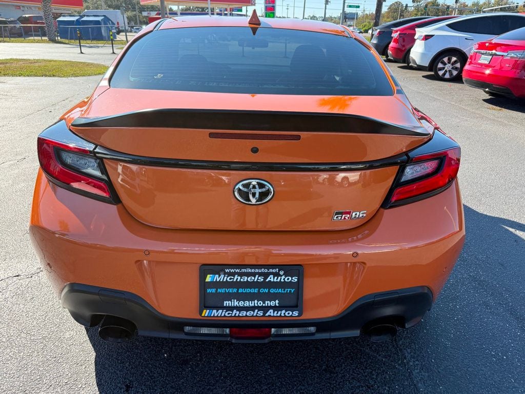 2023 Toyota GR86 10th Anniversary Special Edition Automatic - 22948272 - 5