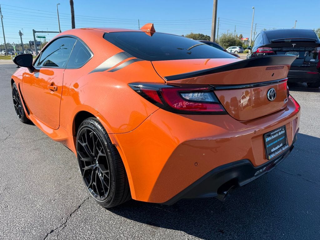 2023 Toyota GR86 10th Anniversary Special Edition Automatic - 22948272 - 6