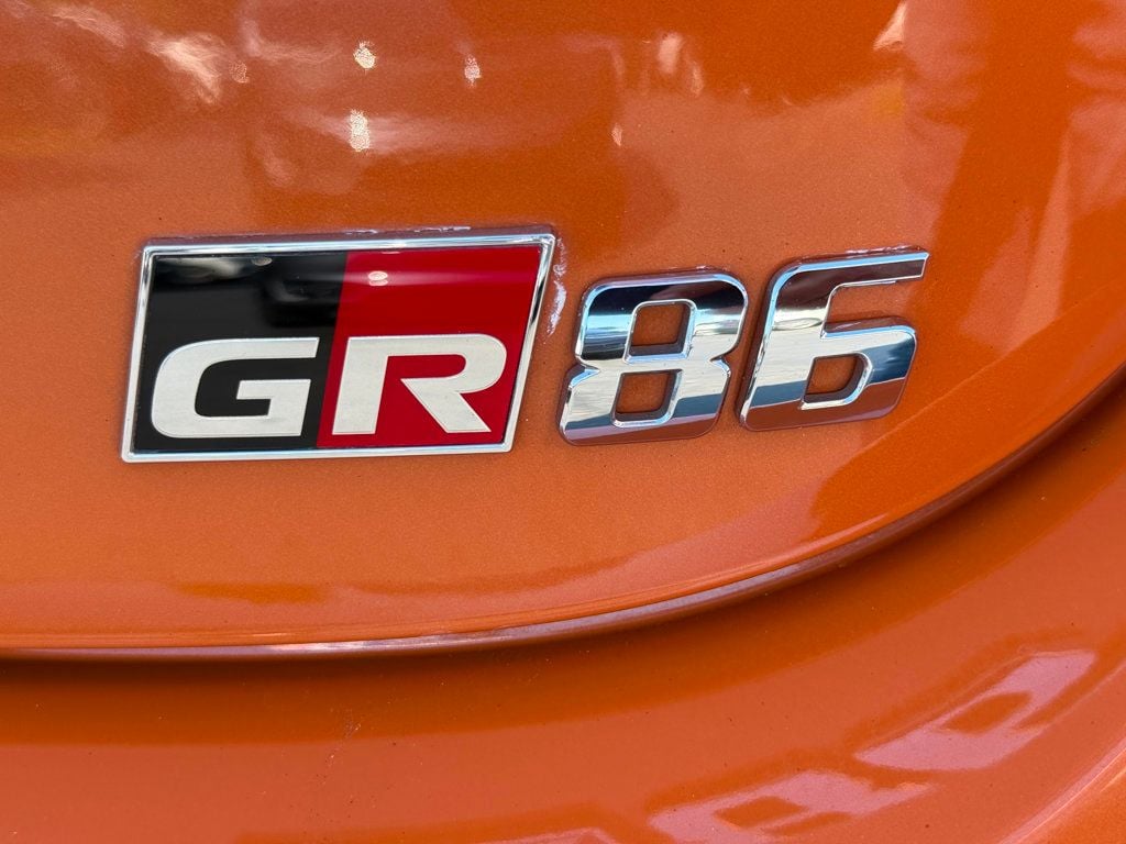 2023 Toyota GR86 10th Anniversary Special Edition Automatic - 22948272 - 8