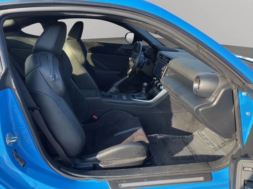 2023 Toyota GR86 Premium Automatic - 23074320 - 16