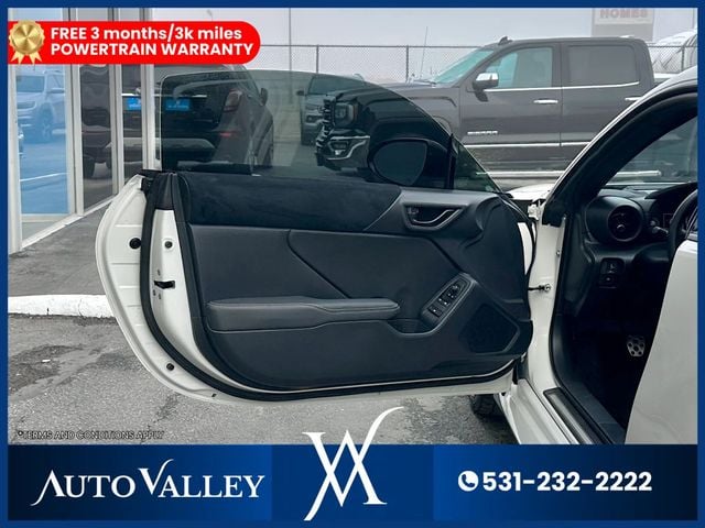 2023 Toyota GR86 Premium Coupe 2D - 22940760 - 11