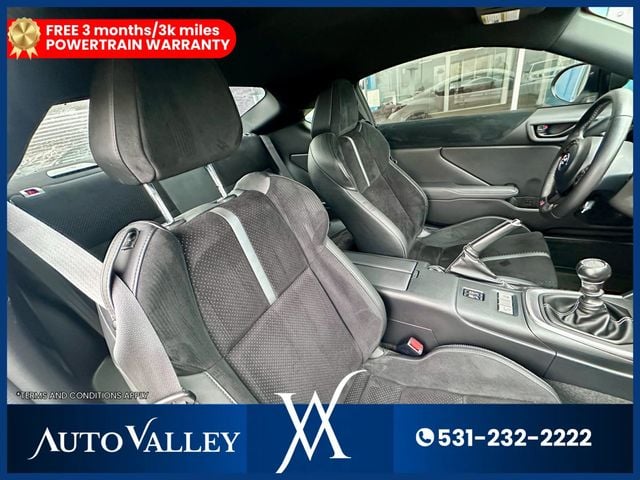 2023 Toyota GR86 Premium Coupe 2D - 22940760 - 17