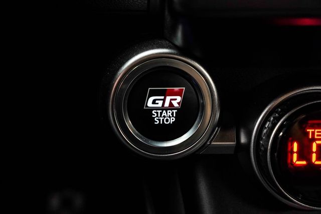 2023 Toyota GR86 Premium Manual - 23030005 - 24