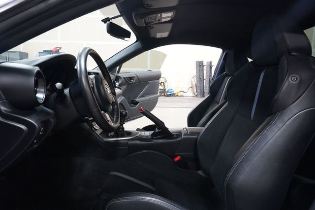 2023 Toyota GR86 Premium Manual - 23097257 - 9