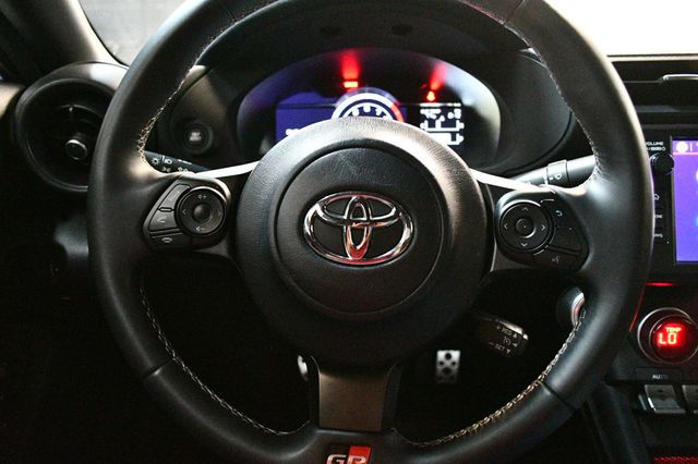 2023 Toyota GR86 Premium Manual - 22997437 - 32
