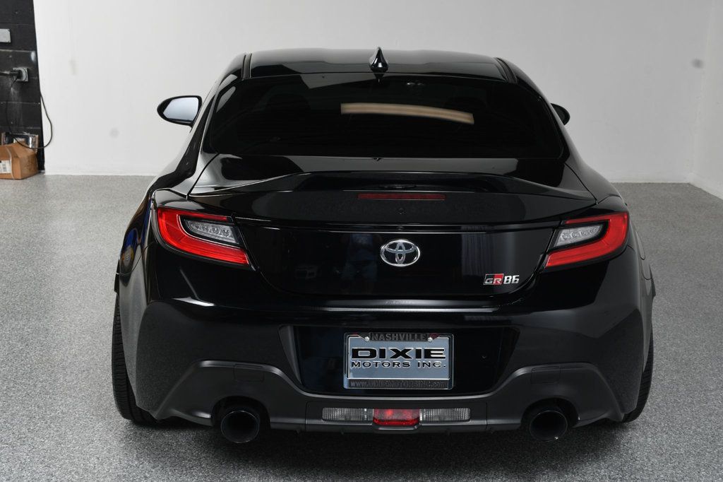 Toyota GR86 photo 17
