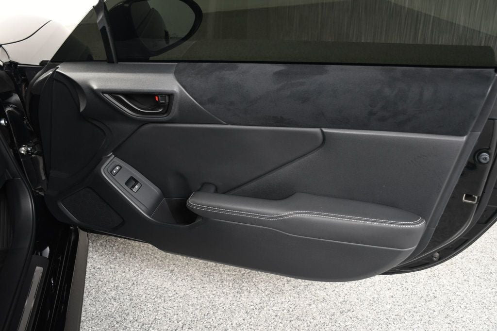 Toyota GR86 photo 23