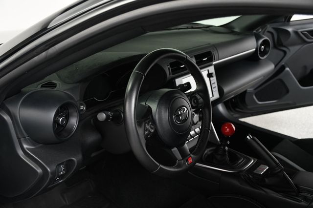 2023 Toyota GR86 Premium Manual - 23044407 - 23