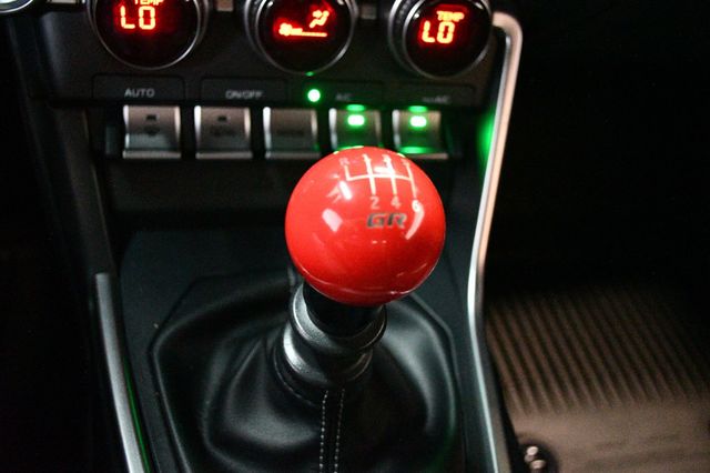 2023 Toyota GR86 Premium Manual - 23044407 - 52