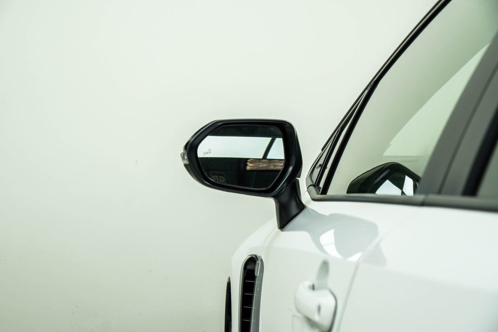 Toyota GR Corolla photo 14