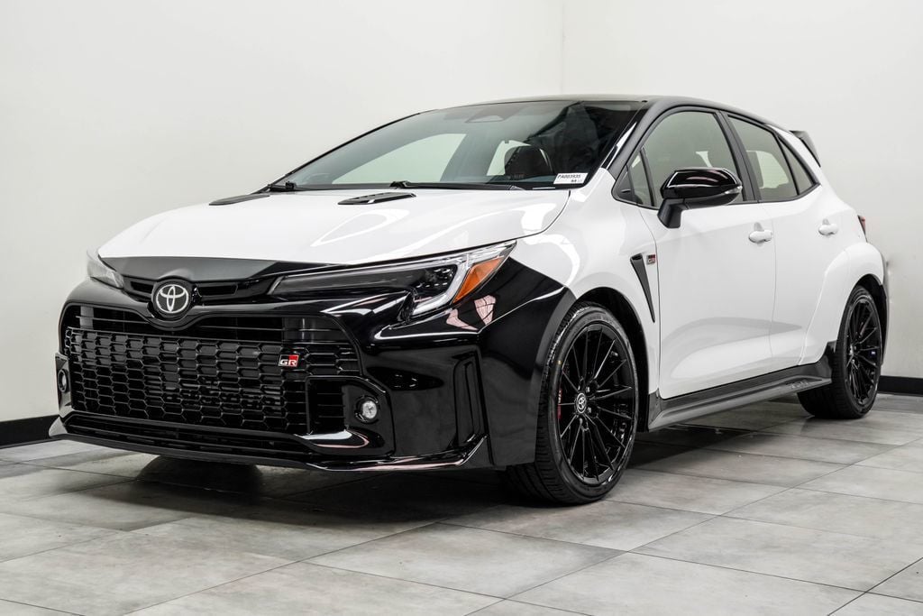 Toyota GR Corolla photo 8