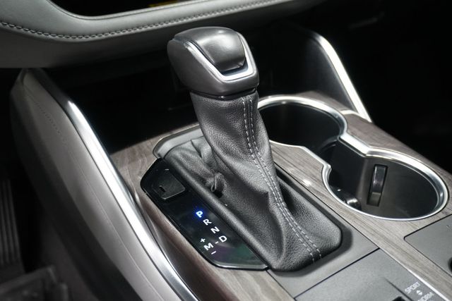 2023 Toyota Highlander  - 23000288 - 24