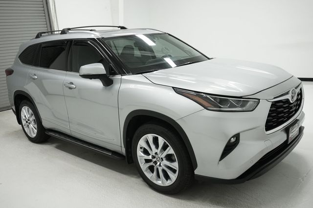 2023 Toyota Highlander  - 23000288 - 2