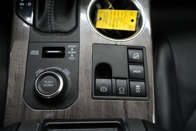 2023 Toyota Highlander  - 23076914 - 35