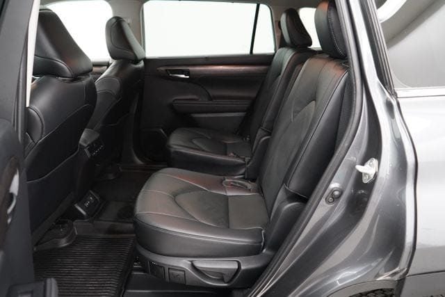 2023 Toyota Highlander  - 23076914 - 42