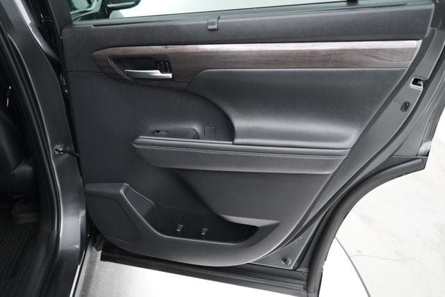 2023 Toyota Highlander  - 23076914 - 47