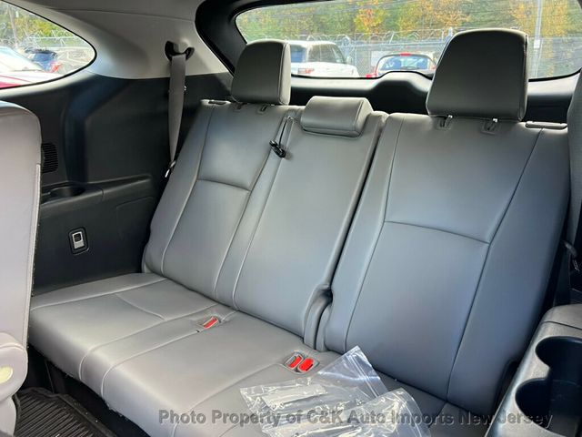 2023 Toyota Highlander  - 22934861 - 37