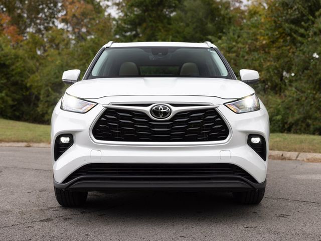 2023 Toyota Highlander 3rd Row Seating, Wireless CarPlay, Heated Seats - 22936812 - 14