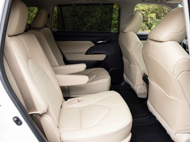 2023 Toyota Highlander 3rd Row Seating, Wireless CarPlay, Heated Seats - 22936812 - 60