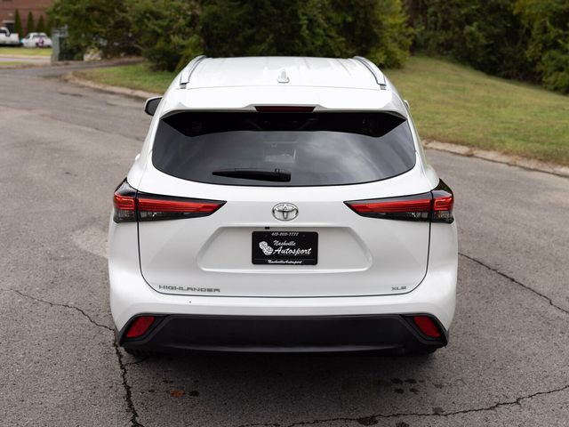 2023 Toyota Highlander 3rd Row Seating, Wireless CarPlay, Heated Seats - 22936812 - 7