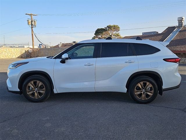 2023 Toyota Highlander Hybrid Bronze Edition FWD - 22773194 - 1