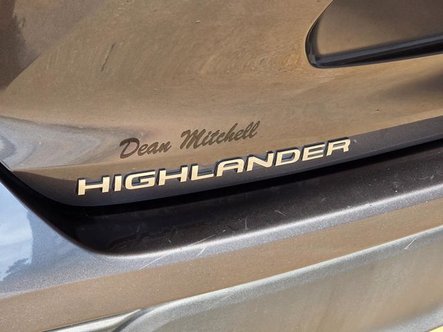2023 Toyota Highlander Hybrid LE AWD - 23063165 - 33