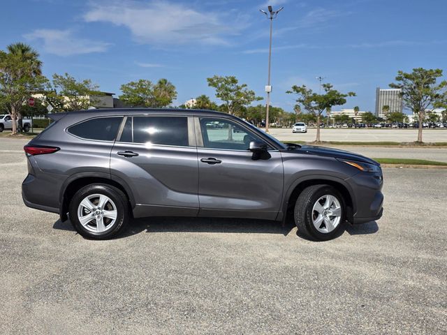 2023 Toyota Highlander Hybrid LE AWD - 23063165 - 38