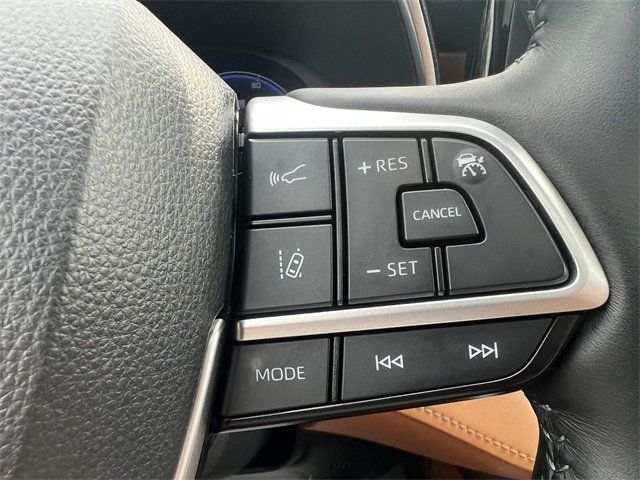 2023 Toyota Highlander Hybrid Platinum photo 27