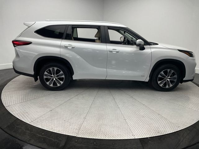 2023 Toyota Highlander Hybrid XLE AWD - 22973051 - 3