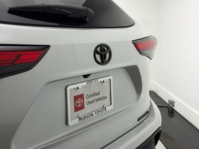 2023 Toyota Highlander L AWD - 23017767 - 9