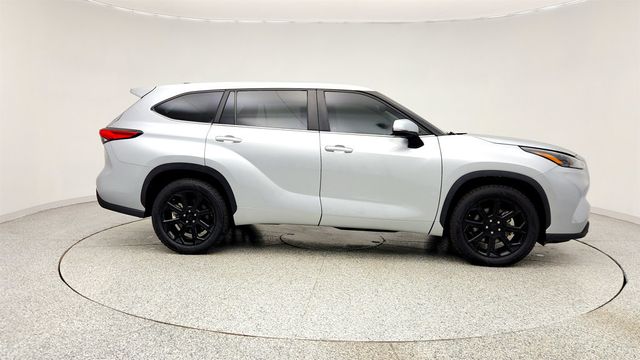 2023 Toyota Highlander LE - 23016239 - 3