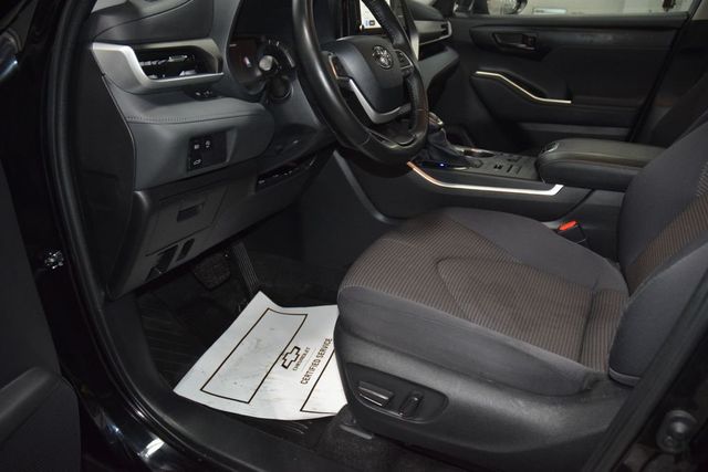 2023 Toyota Highlander LE AWD - 23018487 - 36