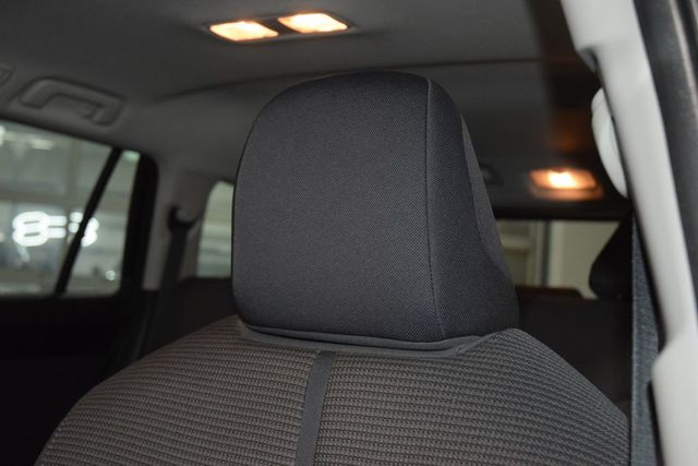 2023 Toyota Highlander LE AWD - 23018487 - 38