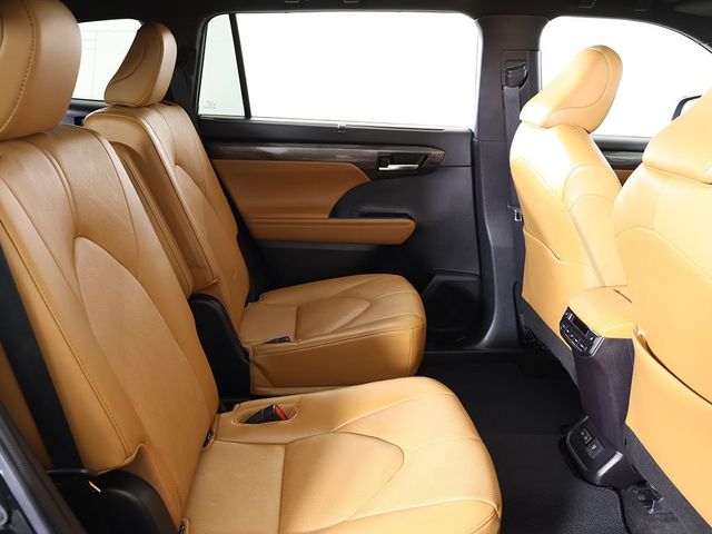2023 Toyota Highlander LE AWD - 22890373 - 39