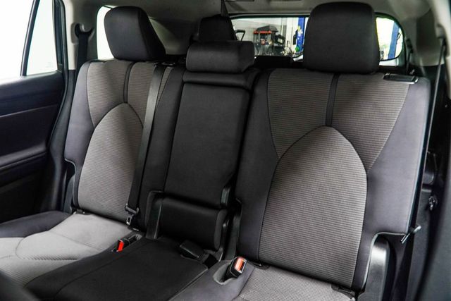 2023 Toyota Highlander LE FWD - 23038480 - 37