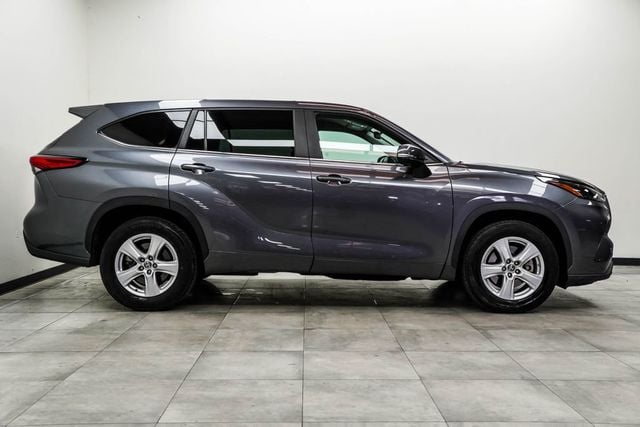 2023 Toyota Highlander L FWD - 23007661 - 9