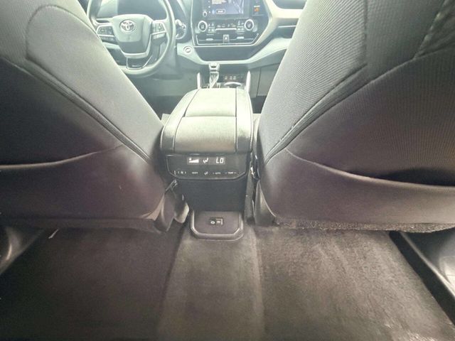 2023 Toyota Highlander L FWD - 23037393 - 30