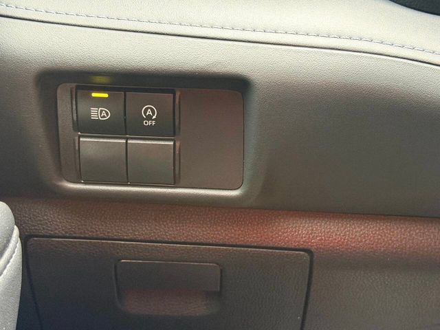 2023 Toyota Highlander L FWD - 23037393 - 41