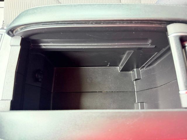 2023 Toyota Highlander L FWD - 23037393 - 53