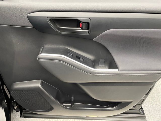 2023 Toyota Highlander L FWD - 22884433 - 15
